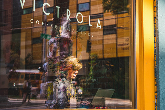 Victrola2
