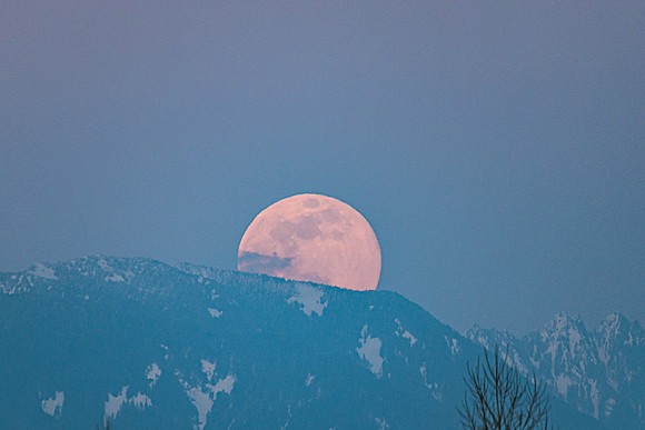 Moon04072020-6